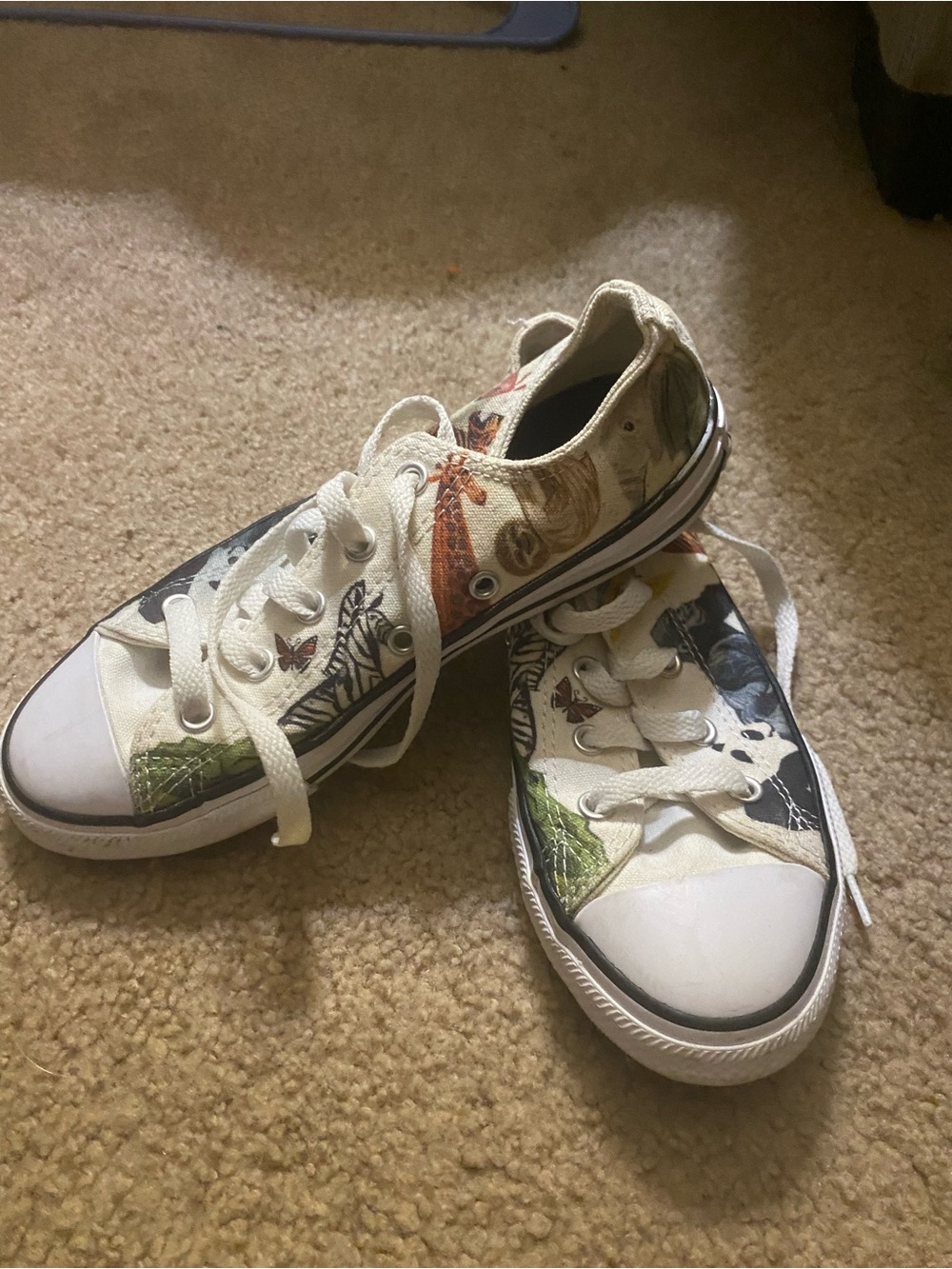 Converse- safari theme- youth 2- EUC